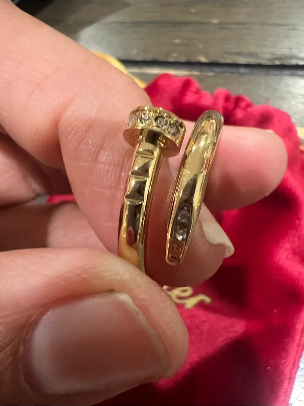 Source Unknown Gold Ring with Clear Stones fashion jewelry non branded